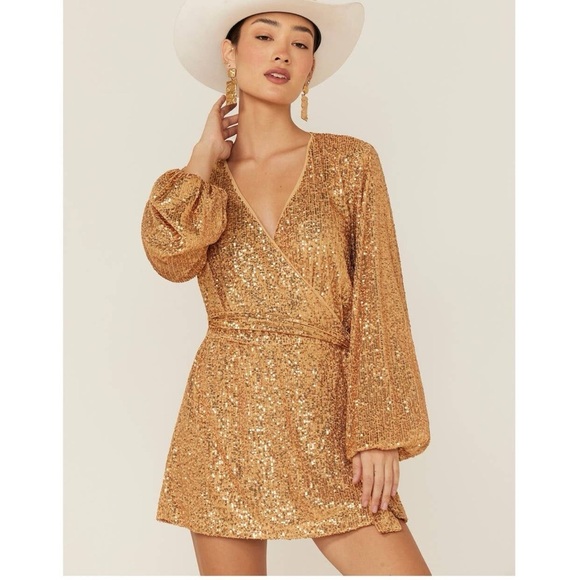 𝓯𝓹 Free People ~ Christa Sequin Romper in pink - Picture 11 of 17
